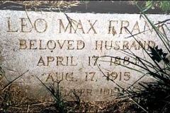 leo-max-frank-tombstone