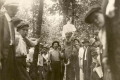 rare-press-photo-of-leo-frank-lynching-august-17-1915